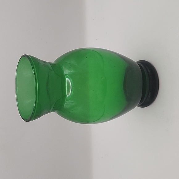Vintage Anchor Hocking Green Vase 5.5" - Picture 2 of 8
